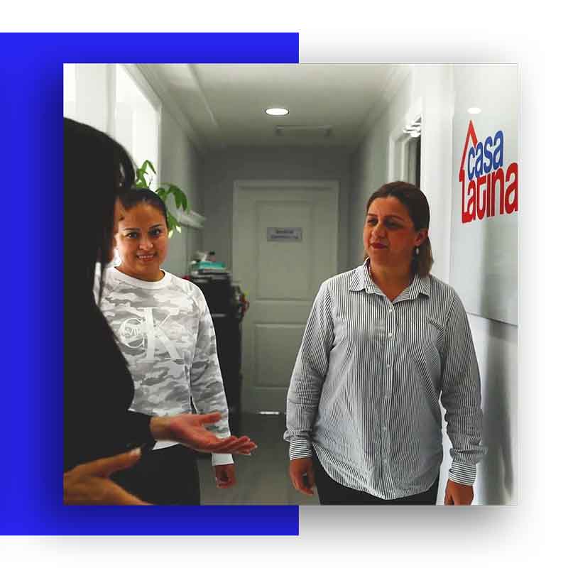 En Casa Latina te ofrecemos el apoyo de los mejores especialistas en temas como: Impuestos, contabilidad, creación de empresas, asesoría legal y mucho más.